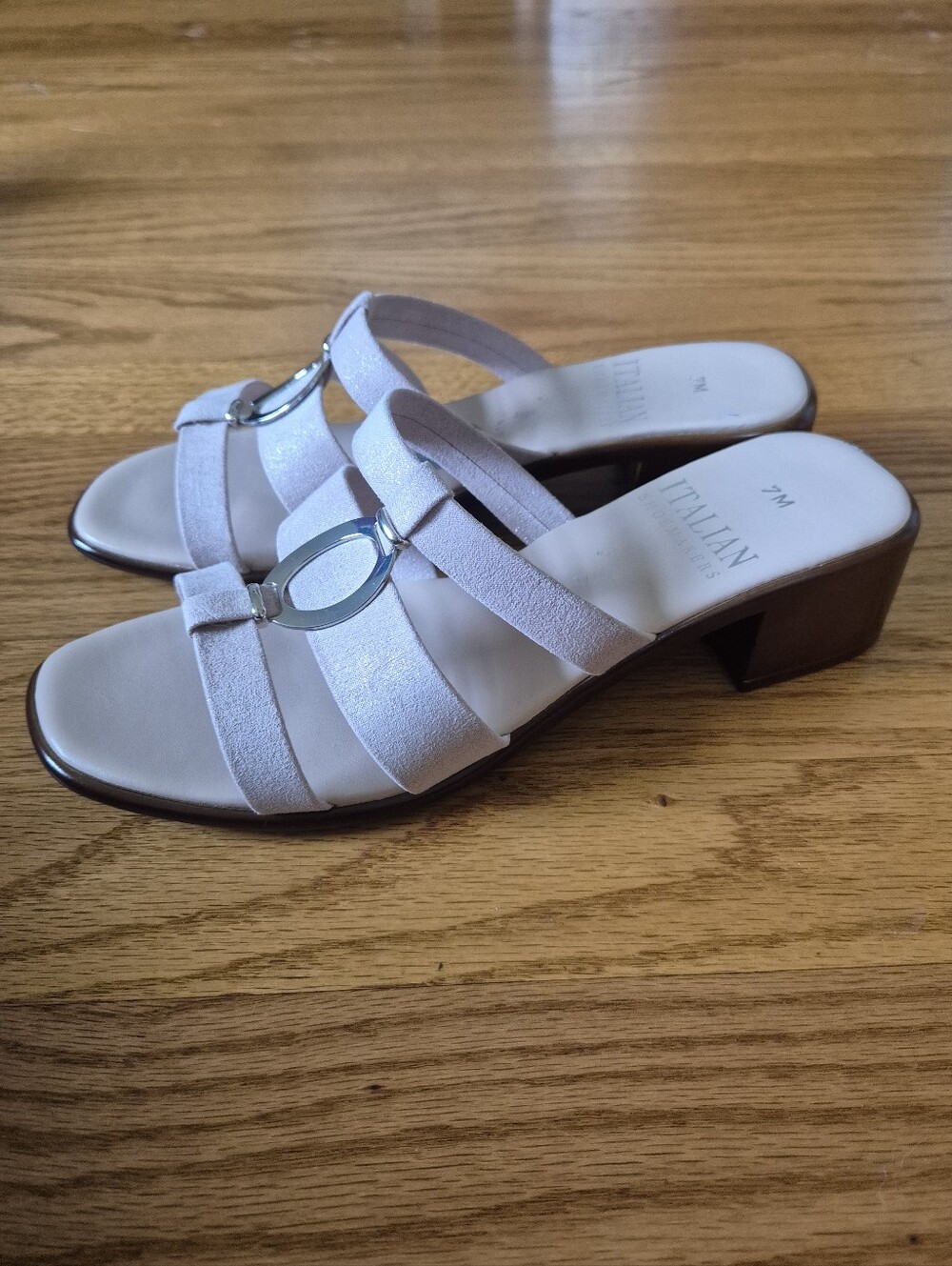 Italian Shoemakers Pale Pink Strappy Low Block Heel Mules, size 7 NWOB